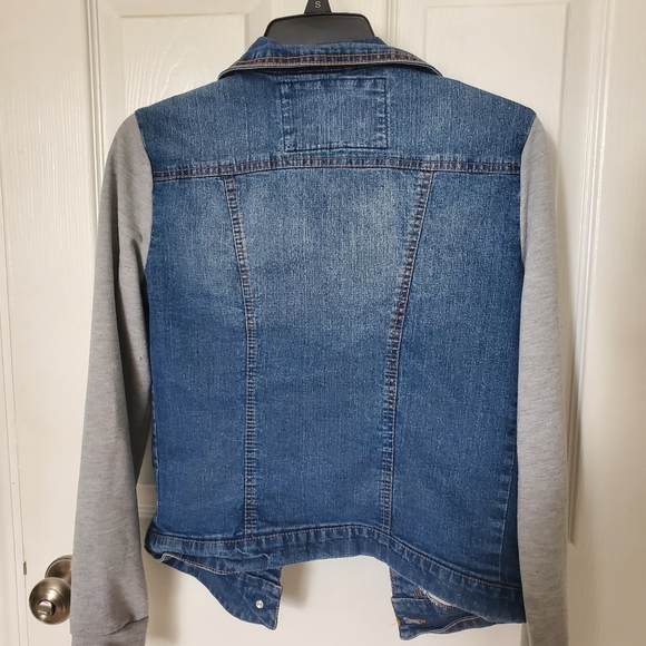 Jean and gray sleeve jacket size Medium - Picture 13 of 15
